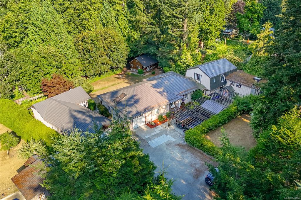 Second View of 5435 Fowler Rd, Saanich, BC, V8Y 1Y4