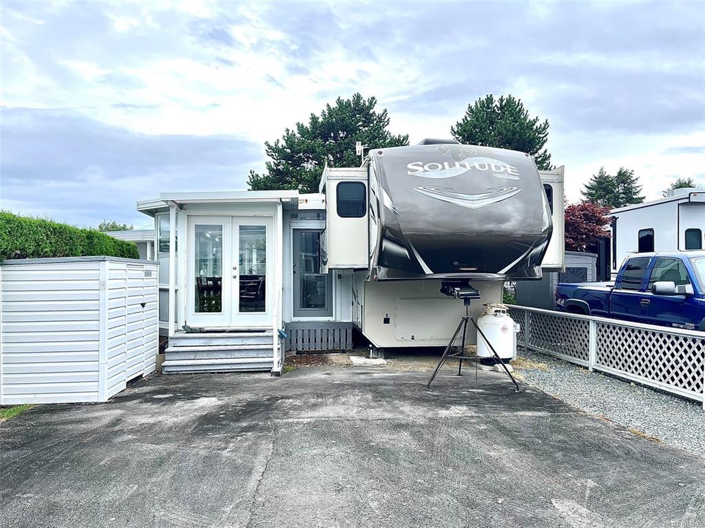 Second View of 200 Corfield St, Parksville, BC, V9P 2H5
