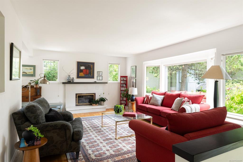 Fourth View of 10496 Jocelyn Pl, Sidney, BC, V8L 2P5