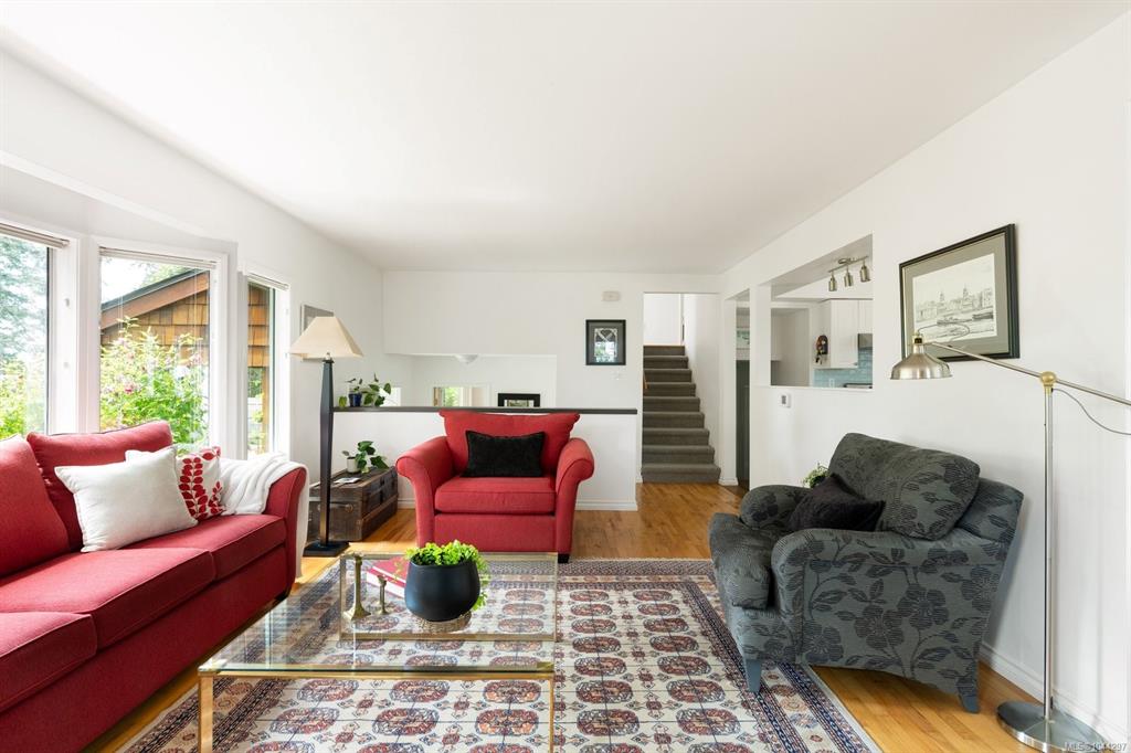Fifth View of 10496 Jocelyn Pl, Sidney, BC, V8L 2P5