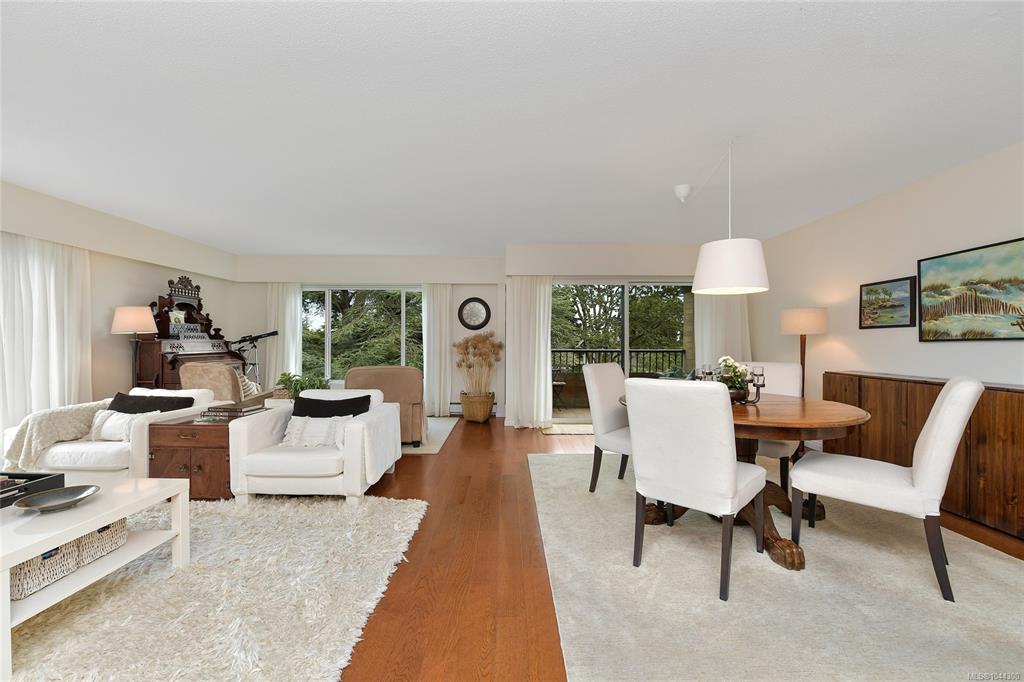Third View of 2930 Cook St, Spencer Castle, Victoria, BC, V8W 3G3