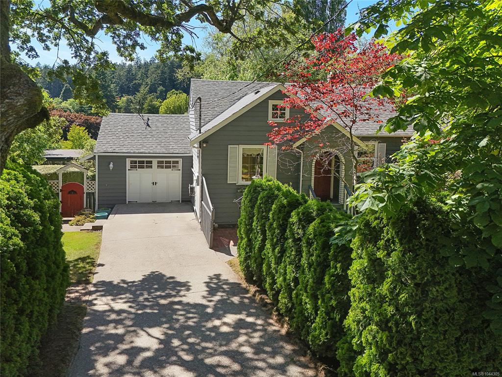 Fourth View of 4296 Cedar Hill Rd, Saanich, BC, V8N 3C5