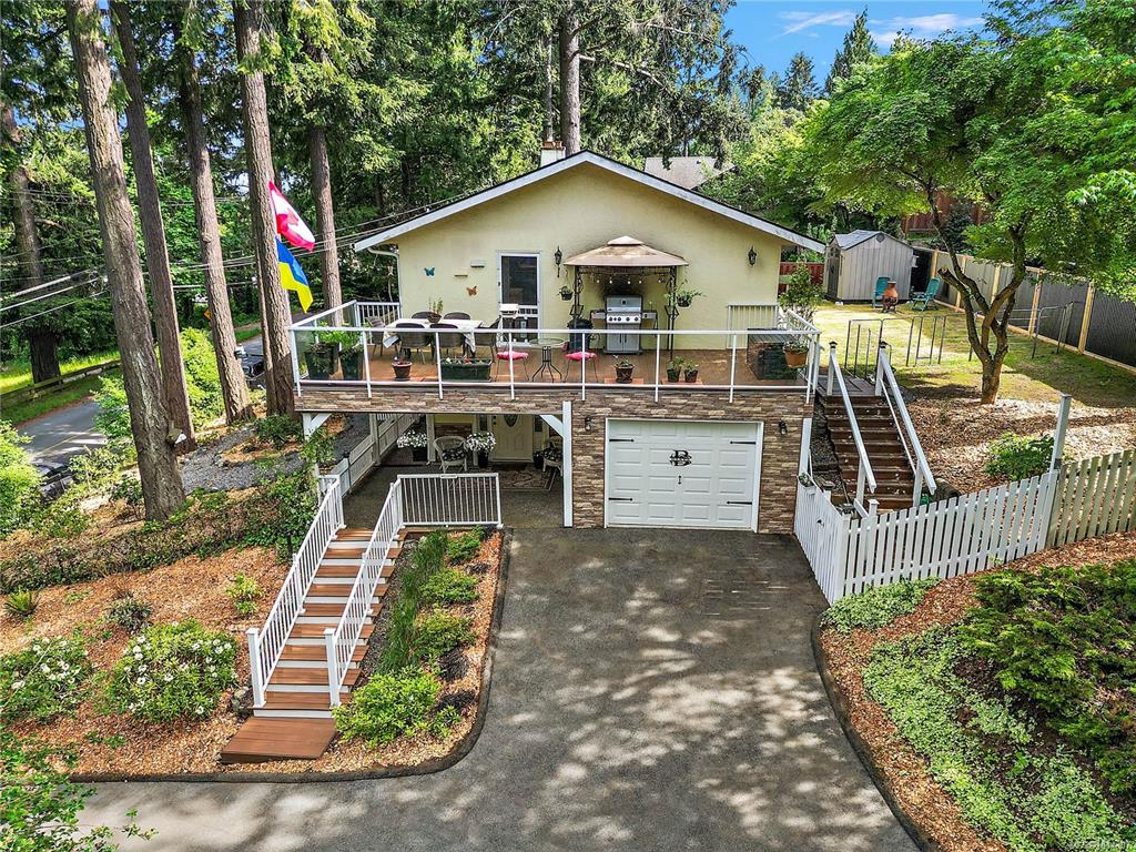 6864 East Saanich Rd, 1044307, BC,