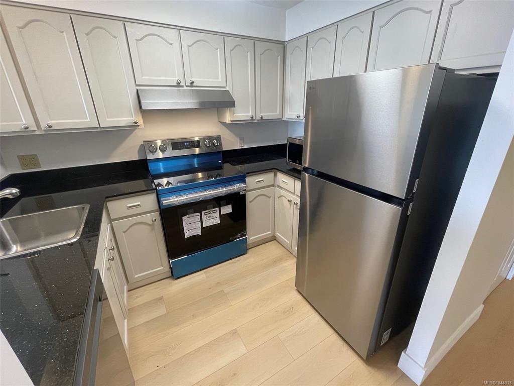 Fifth View of 30 Cavan St, Nanaimo, BC, V9R 6K3