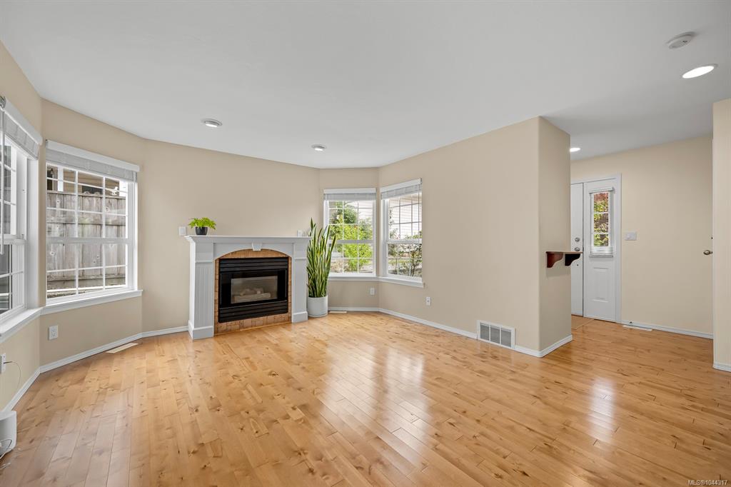 Fourth View of 2118 Mission Rd, Courtenay, BC, V9N 8Y7