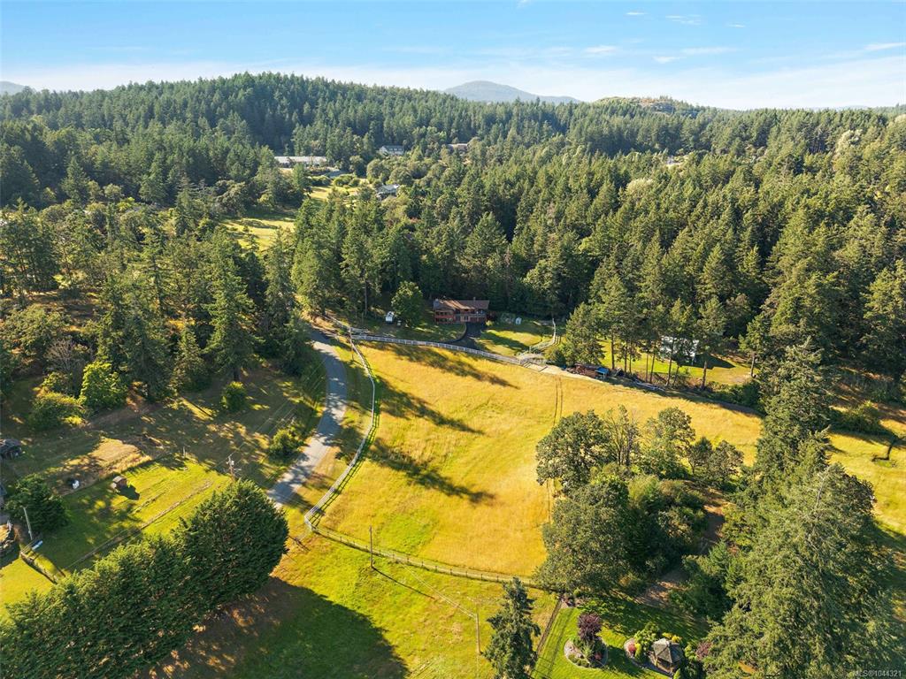 Fourth View of 1649 Charlton Rd, Saanich, BC, V9E 2C8