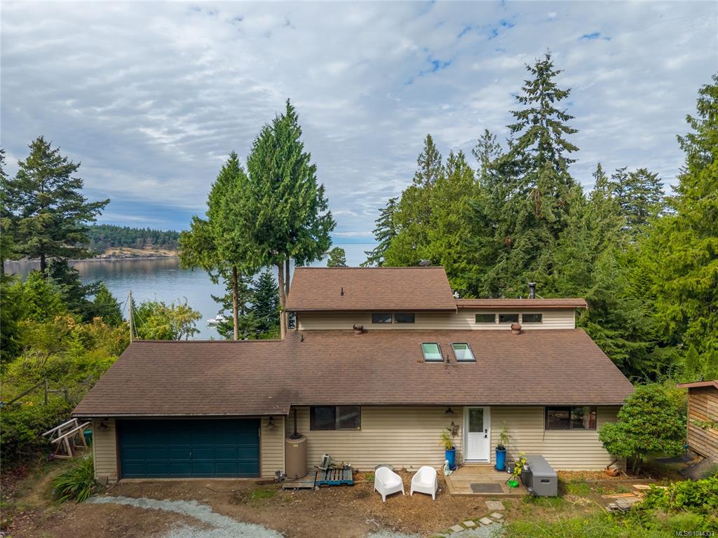 696 Tumbo Channel Rd, 1044333, BC,