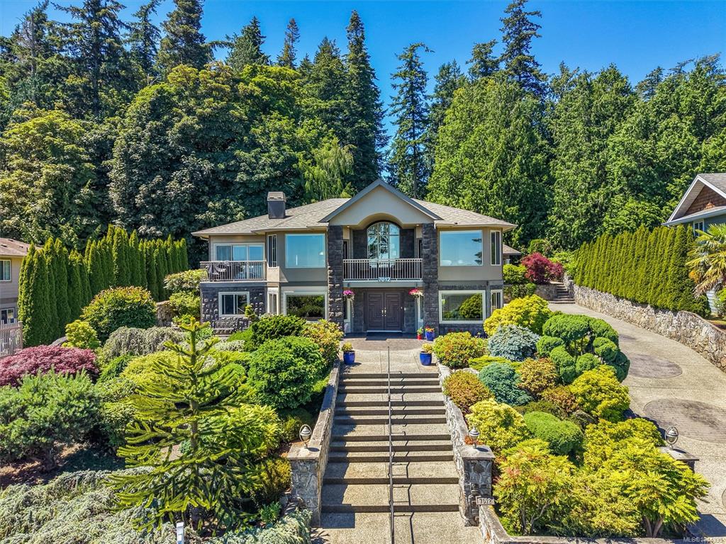 Fourth View of 7012 Island View Pl, Central Saanich, BC, V8M 2J6