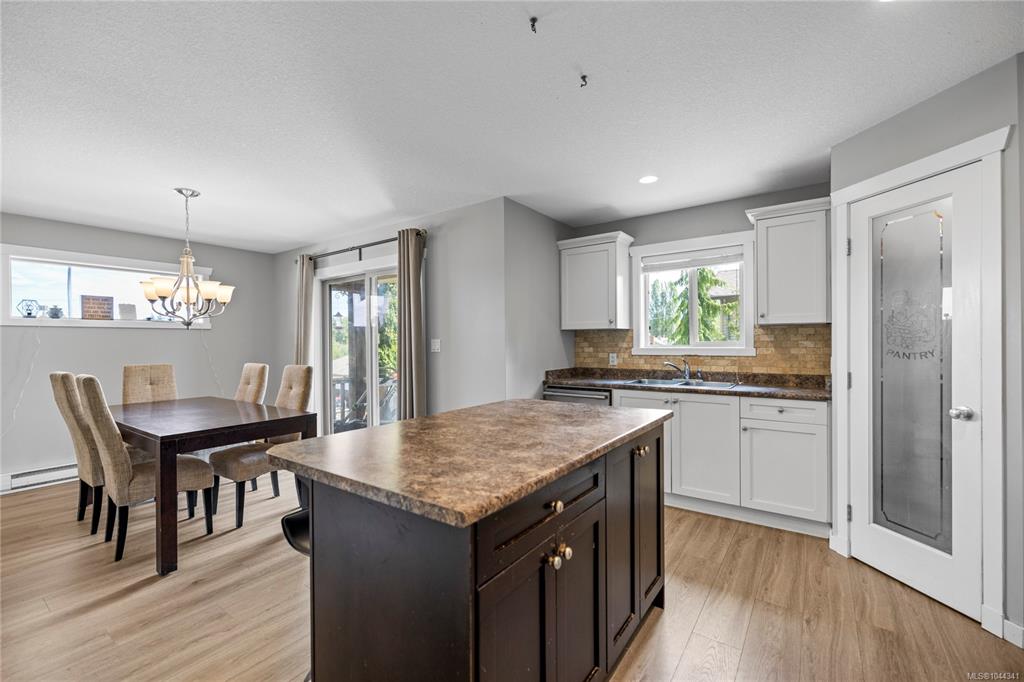 Fifth View of 429 Alpen Way, Park Ave Heights, Nanaimo, BC, V9R 4J3