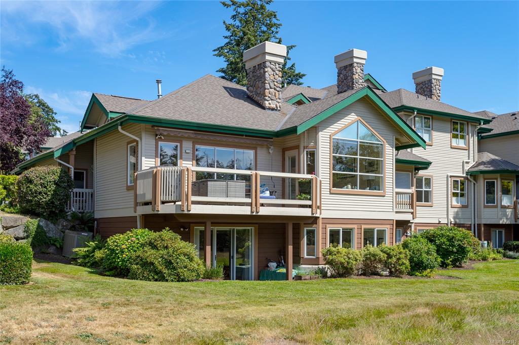 530 Marsett Pl, 1044342, BC,