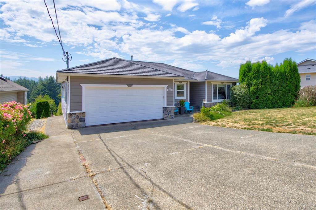 Fourth View of 1059 Thorpe Ave, Courtenay, BC, V9N 7K7