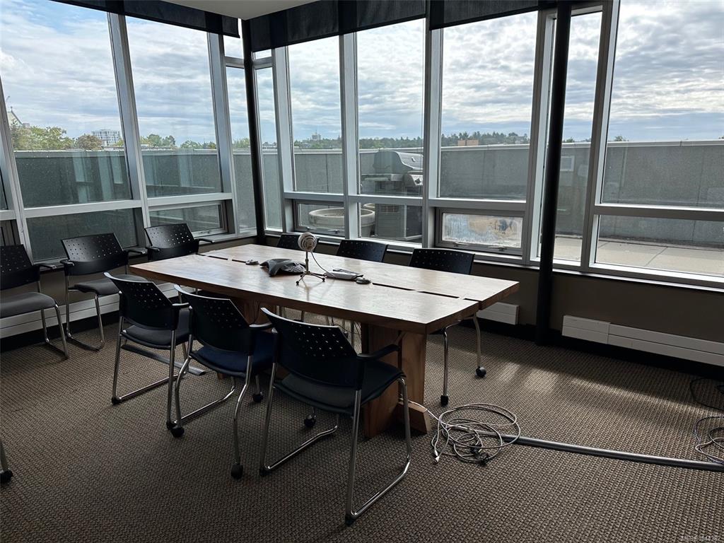 Third View of 810 Humboldt St, Victoria, BC, V8V 5B1