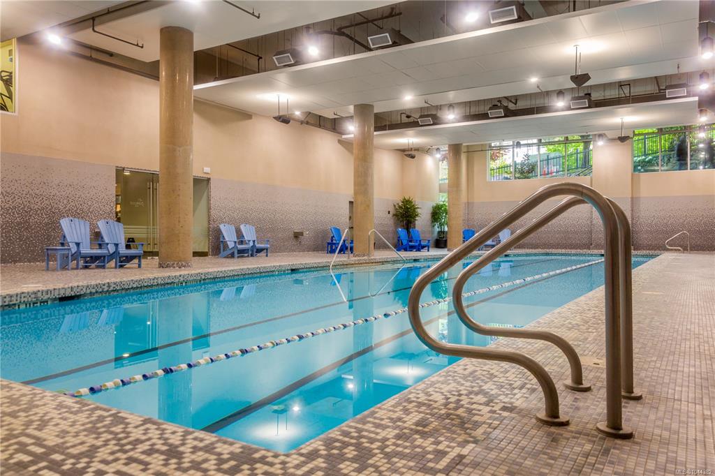 Fifth View of 810 Humboldt St, Victoria, BC, V8V 5B1