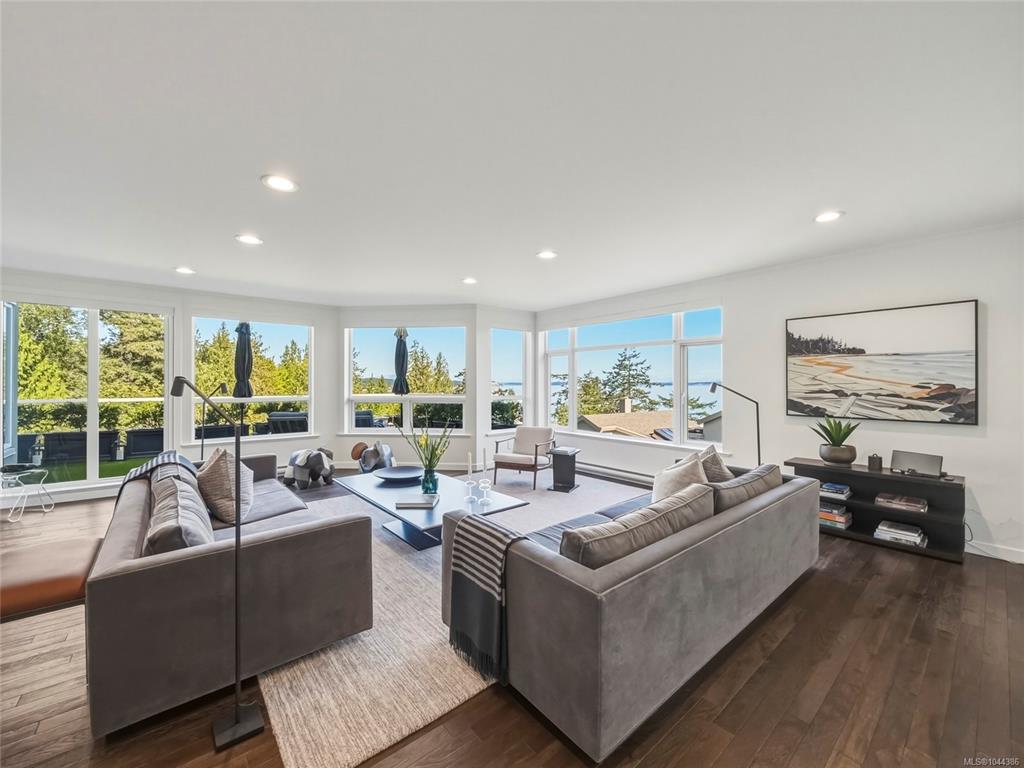 Third View of 4771 Cordova Bay Rd, Seascape, Saanich, BC, V8Y 2J7