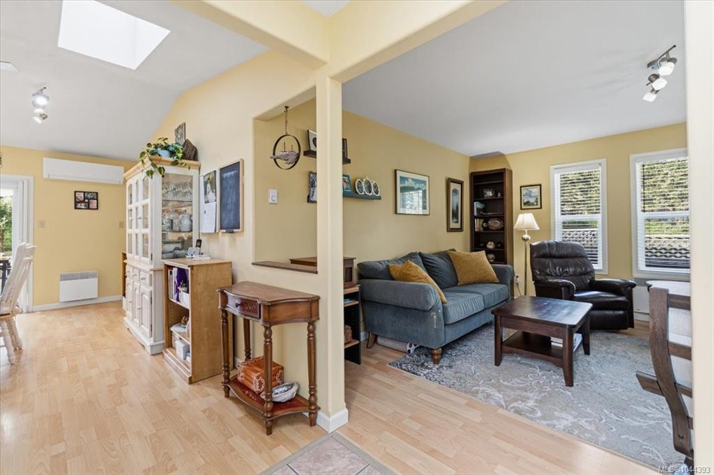 Fifth View of 2212 Burgoyne Rd, Coombs, BC, V0R 1M0
