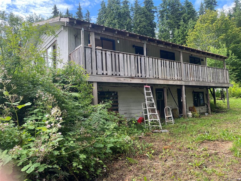 Fifth View of E 575 Quatsino Rd, Quatsino, BC, V0N 2V0