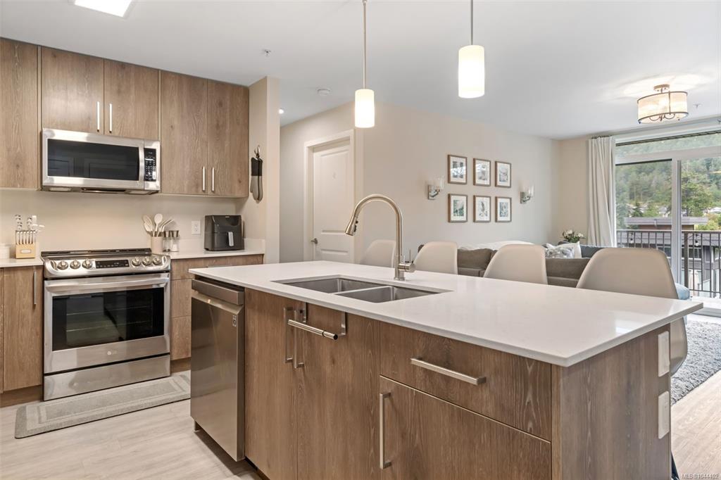 Fourth View of 110 Presley Pl, View Royal, BC, V9B 0Z1