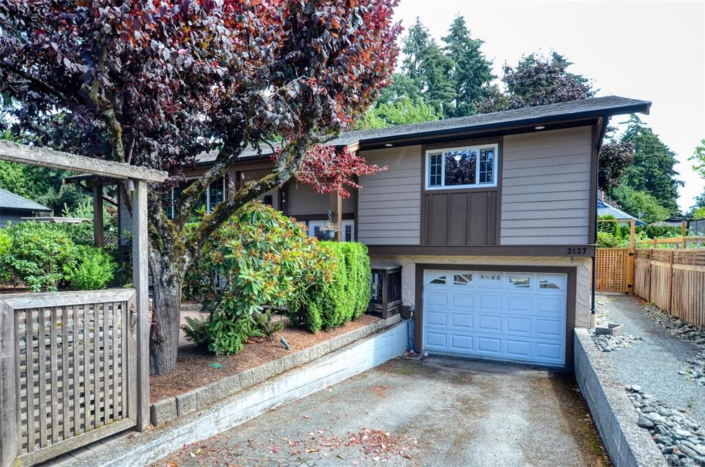 Third View of 3127 Metchosin Rd, Colwood, BC, V9C 1Z9