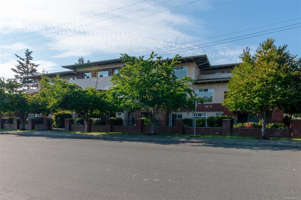 Third View of 2380 Brethour Ave, Sidney, BC, V8L 2A5