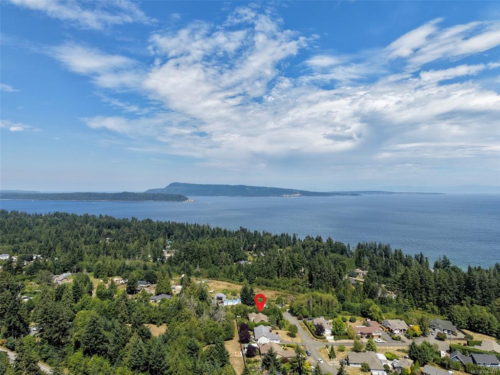 Fourth View of 126 Bayridge Pl, Bowser, BC, V0R 1G0