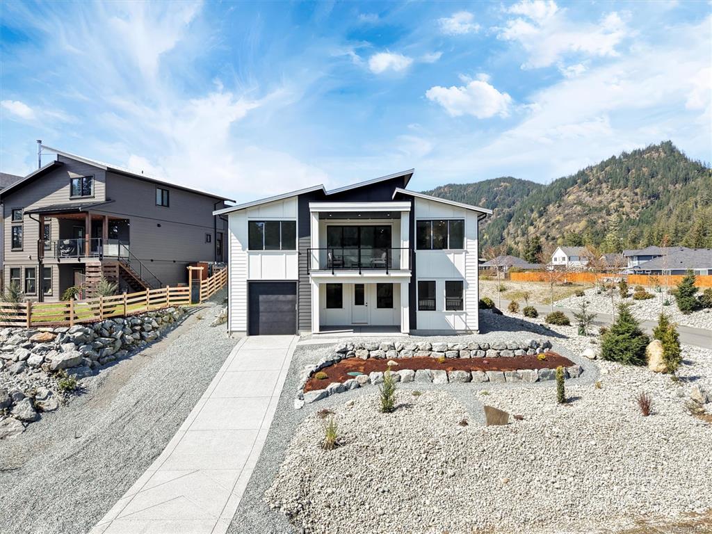 Third View of 9382 Lakefront Rise, The View Collection, Lake Cowichan, BC, V0R 2G1
