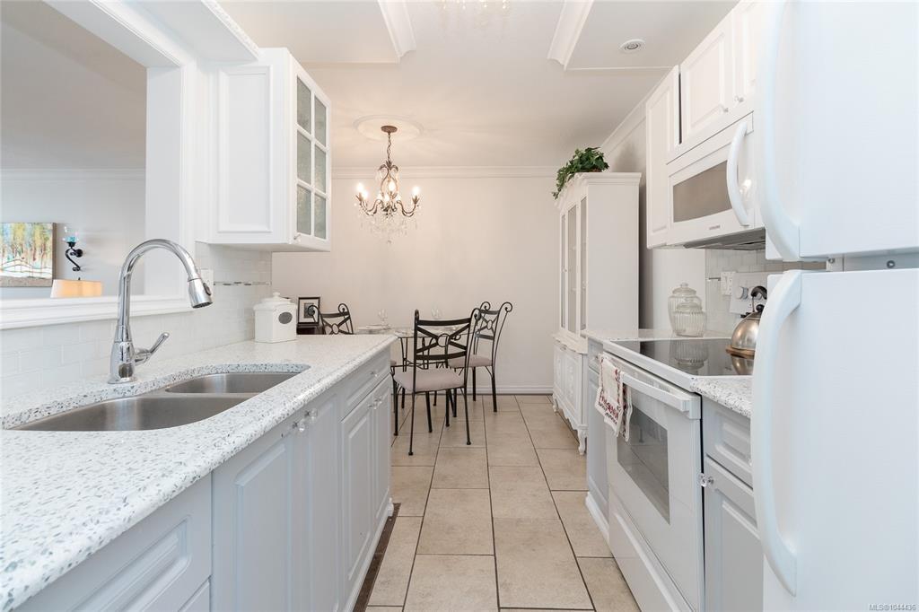 2050 White Birch Rd, 1044436, BC,