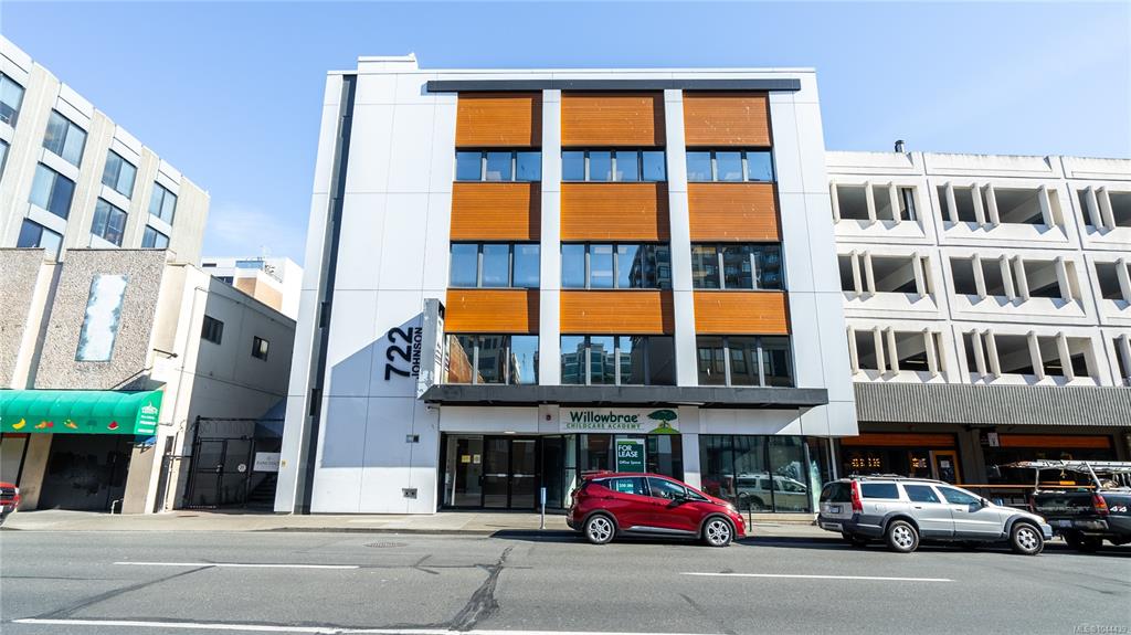Third View of 722 Johnson St, Victoria, BC, V8W 1N1