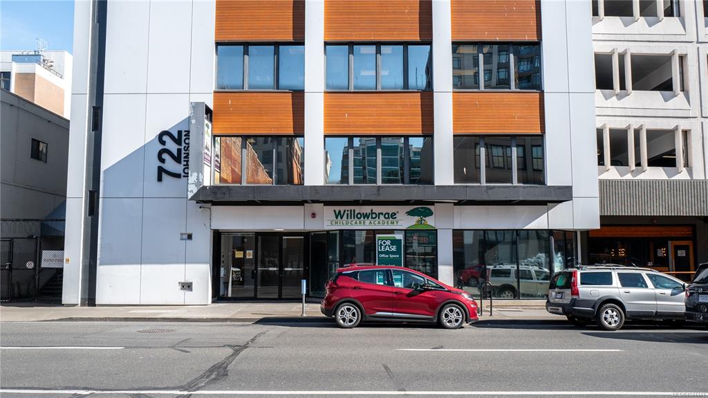 Third View of 722 Johnson St, Victoria, BC, V8W 1N1