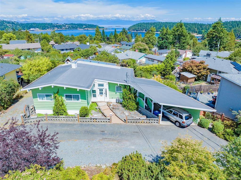 Fourth View of 1958 Estevan Rd, Nanaimo, BC, V9S 3Z2