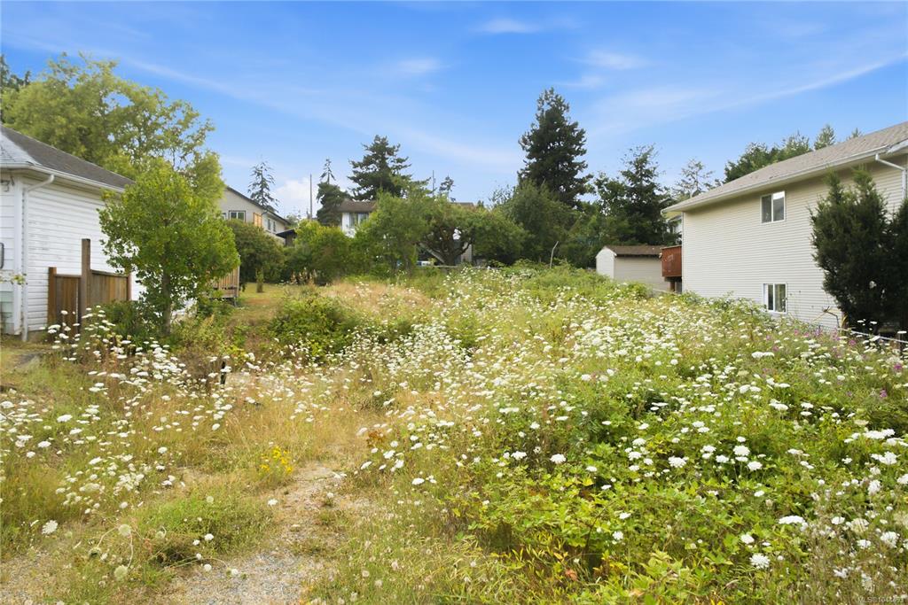 Fourth View of 840 Victoria Rd, Nanaimo, BC, V9R 4R8