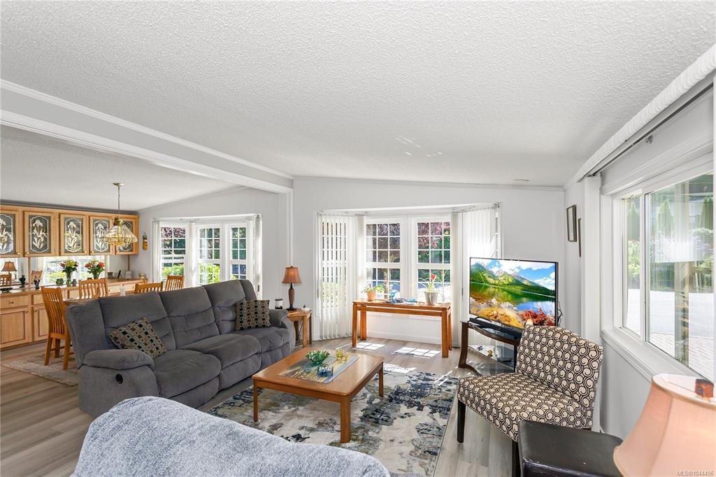 Third View of 3804 King Arthur Dr, Deerwood Place Estates, Nanaimo, BC, V9T 6B9