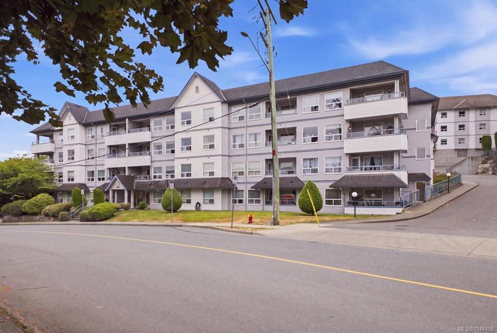 1631 Dufferin Cres, 1044498, BC,