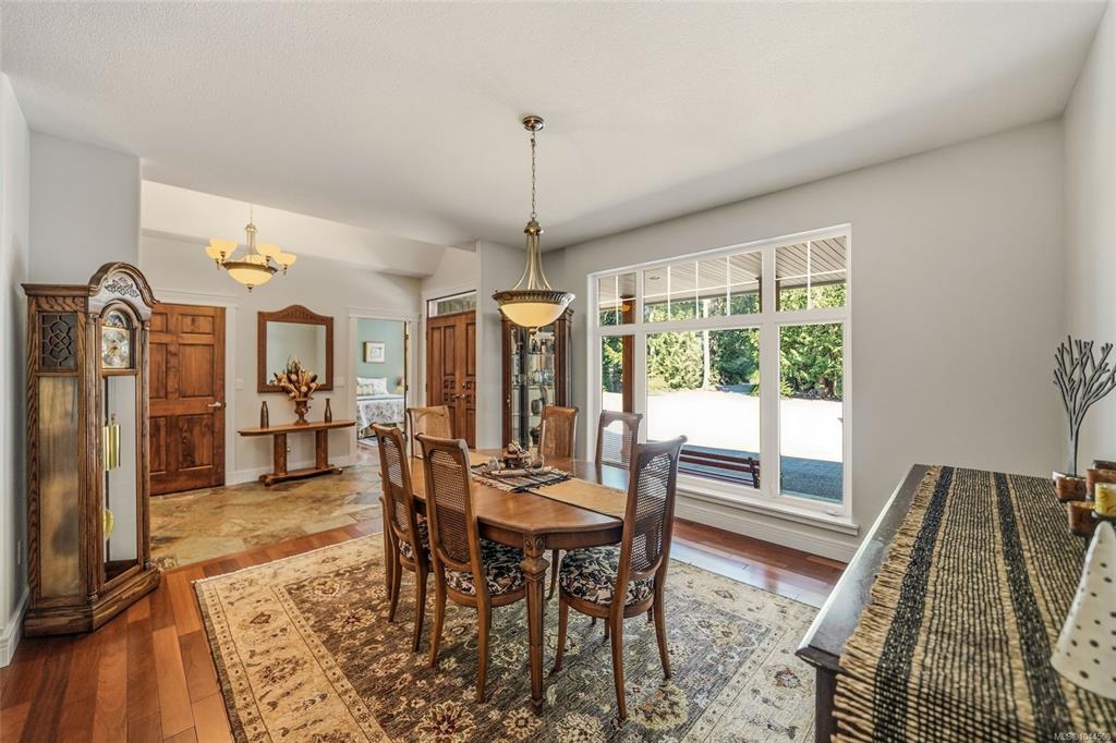 Fourth View of 382 Dorset Rd, Qualicum Beach, BC, V9K 1H5