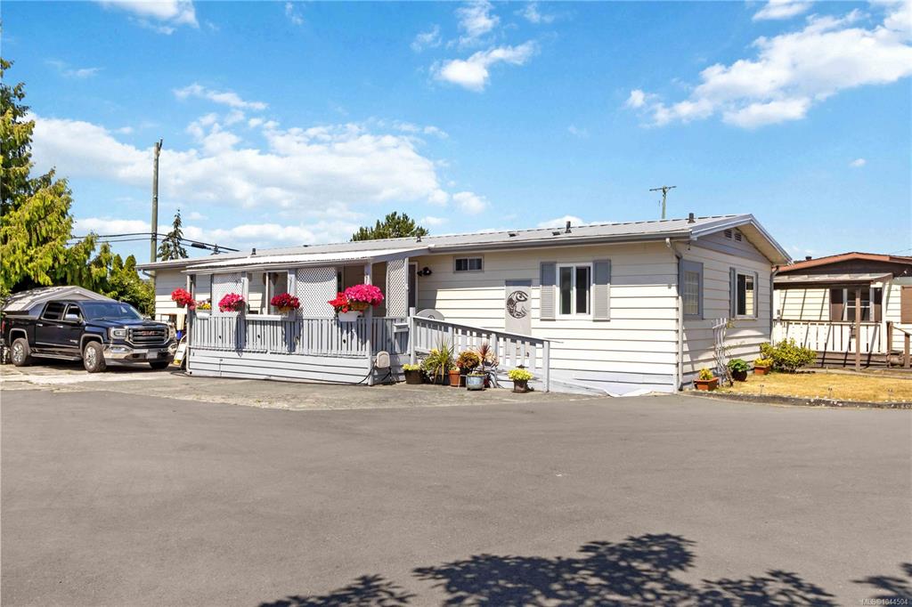 Fifth View of 158 Cooper Rd, View Royal, BC, V9A 7B3