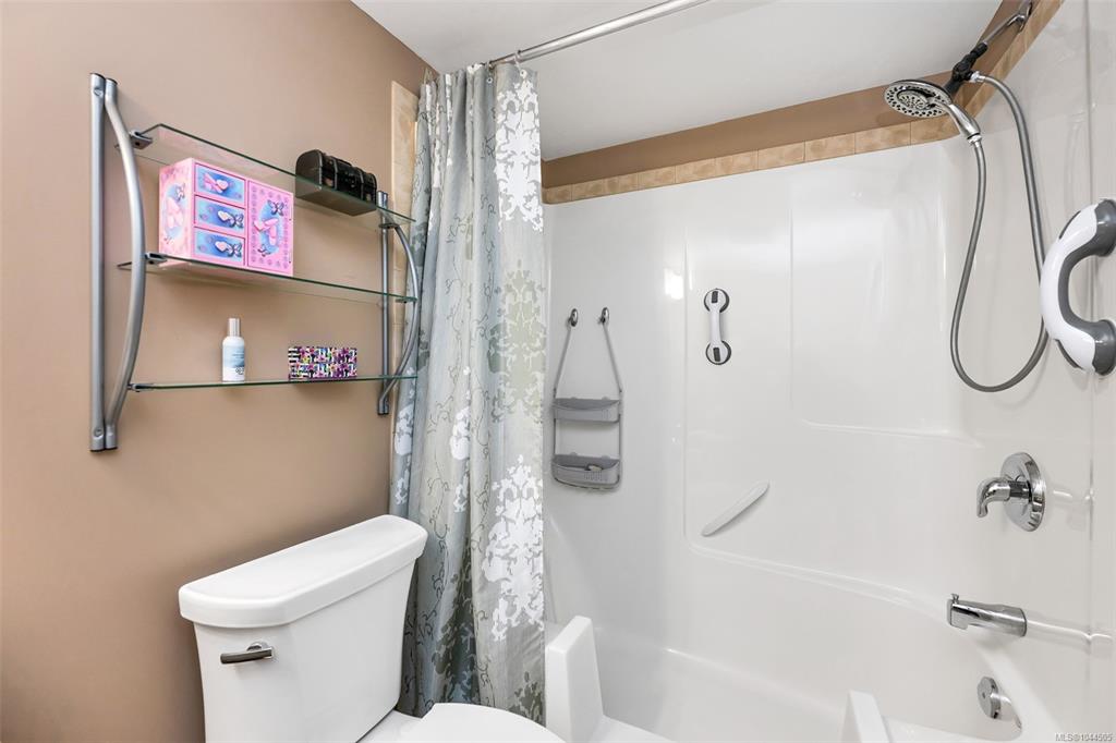 Fifth View of 650 Dobson Rd, The Hamptons, Duncan, BC, V9L 2L7