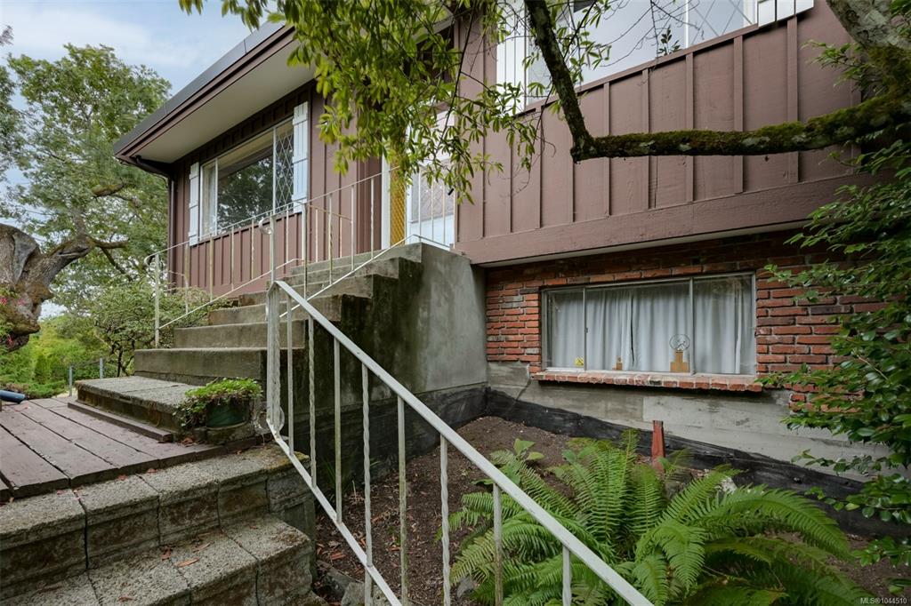 Fifth View of 3938 Shorncliffe Rd, Saanich, BC, V8P 2T6