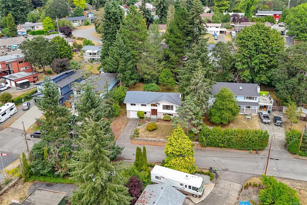 Fourth View of 5861 Sycamore St, Duncan, BC, V9L 3E3