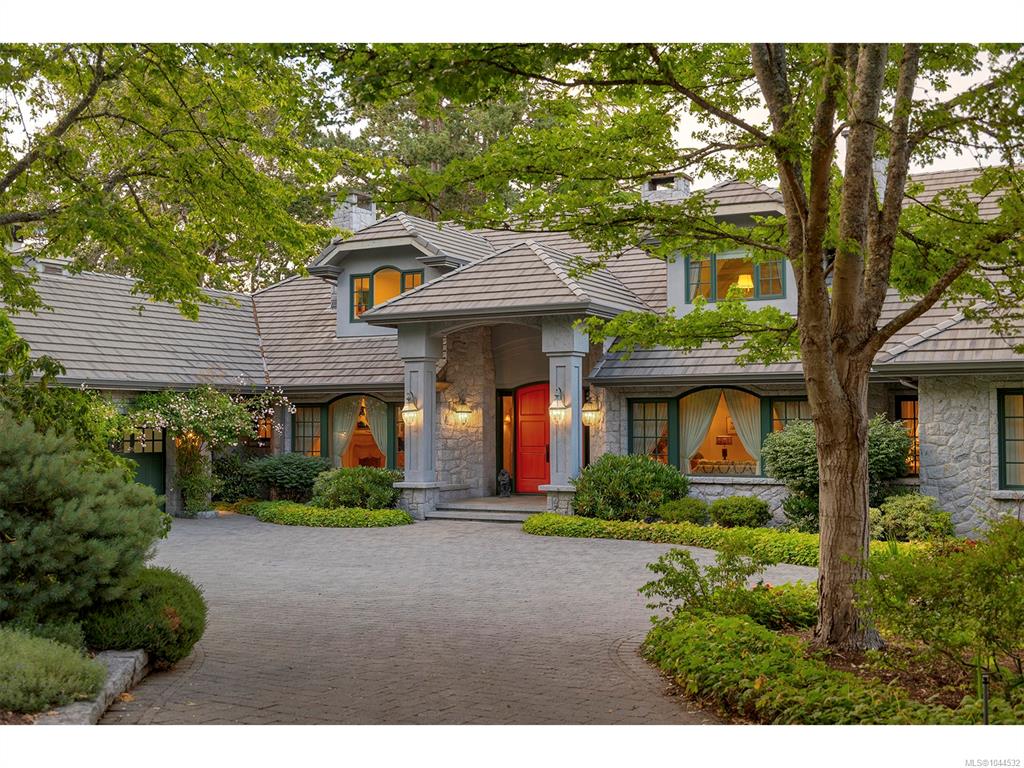 Main View of 3445 Beach Dr, Oak Bay, BC, V8R 6M6