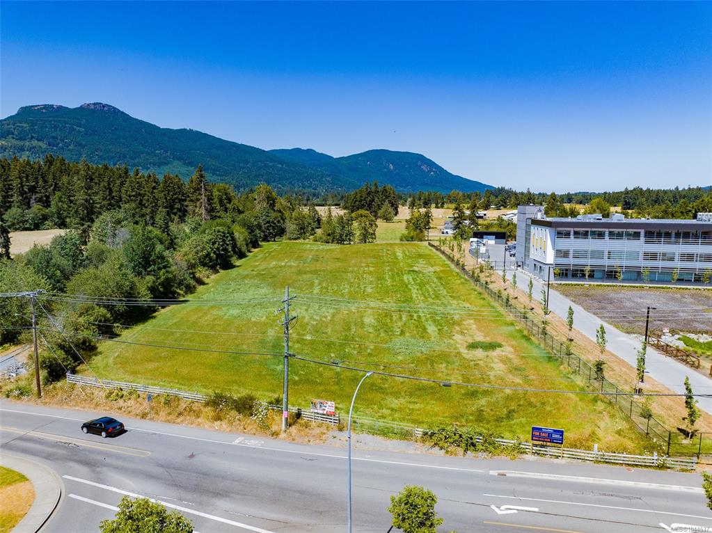 Third View of 3045 Drinkwater Rd, Duncan, BC, V9L 6C6