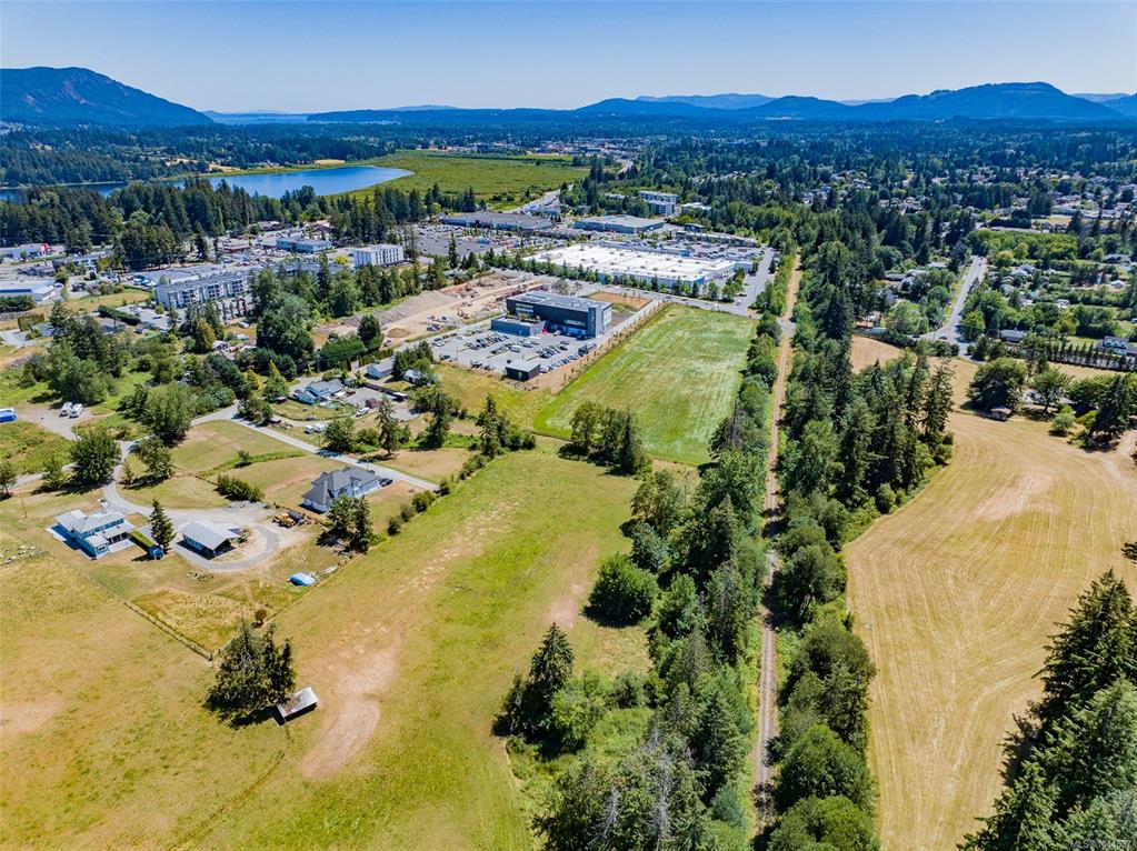 Fifth View of 3045 Drinkwater Rd, Duncan, BC, V9L 6C6