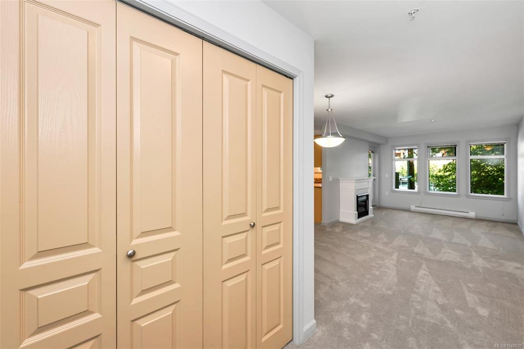Fifth View of 655 Goldstream Ave, Langford, BC, V9B 0G2