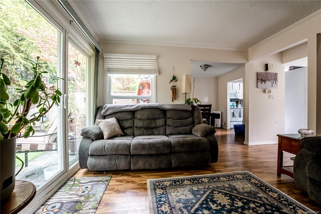 Fourth View of 1184 Clarke Rd, Central Saanich, BC, V8M 1K3