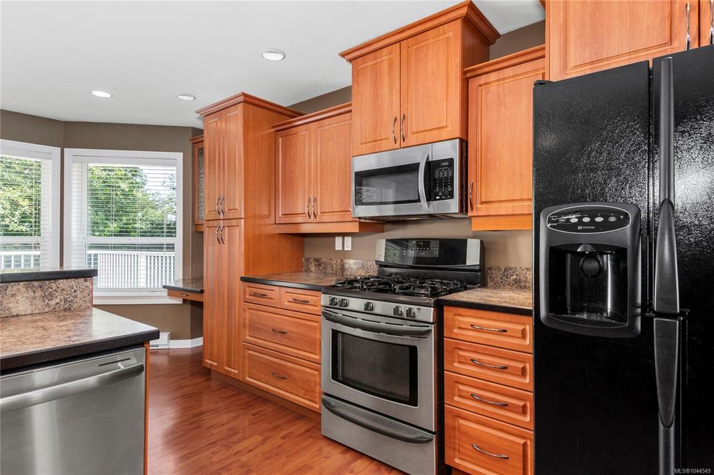 Fifth View of 228 Maryland Rd, Campbell River, BC, V9W 8H5