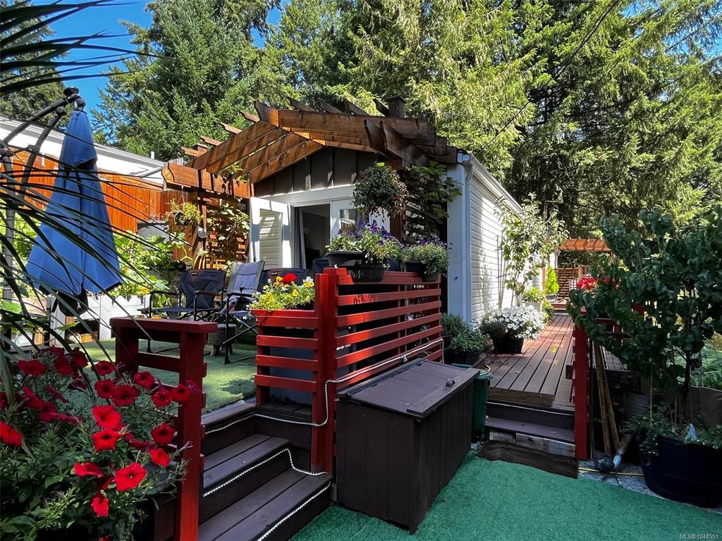 Second View of 2500 Florence Lake Rd, Hidden Valley, Langford, BC, V9B 4H2