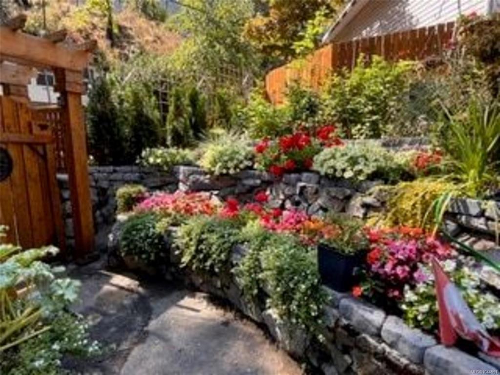 Fifth View of 2500 Florence Lake Rd, Hidden Valley, Langford, BC, V9B 4H2