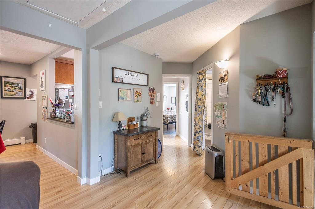 Fourth View of 877 Hutchinson Rd, Cobble Hill, BC, V0R 1L0