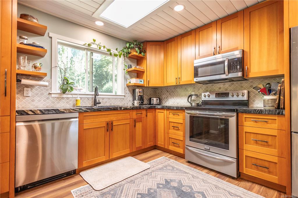 Fifth View of 1841 Radway Rd, Shawnigan Lake, BC, V0R 2W2