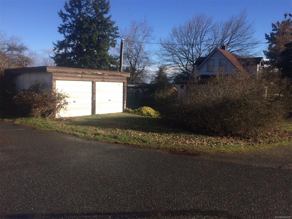 Fourth View of 1305 Waddington Rd, Nanaimo, BC, V9S 4V8
