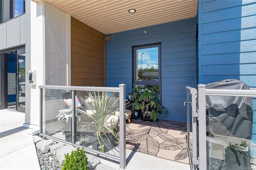 Fourth View of 120 Jensen Ave W, Parksville, BC, V9P 0H6