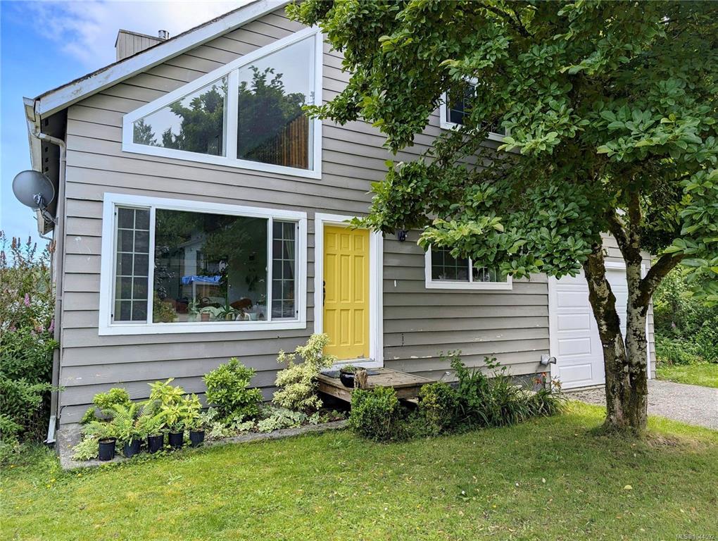Second View of 9513 Scott St, Port Hardy, BC, V0N 2P0